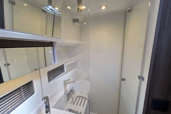 Jeanneau NC 1295 Coupe Yacht For Sale
