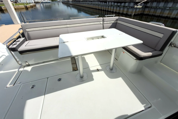 Jeanneau NC 1295 Coupe Yacht For Sale