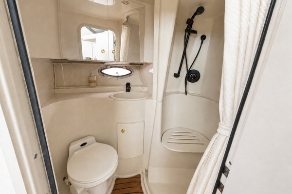 Northern Thunder 40ft Cruisers Yachts Yacht For Sale