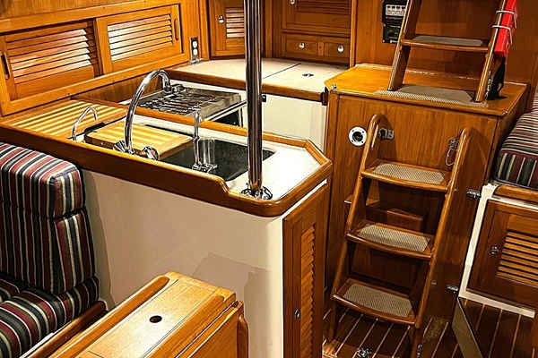REJOICE 37ft Pacific Seacraft Yacht For Sale