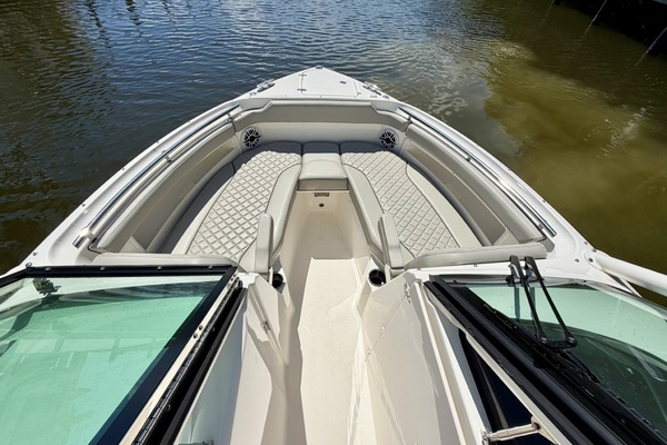 26ft Pursuit Yacht For Sale