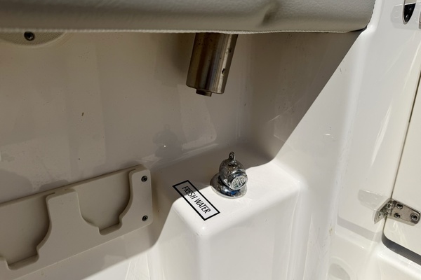 26ft Pursuit Yacht For Sale