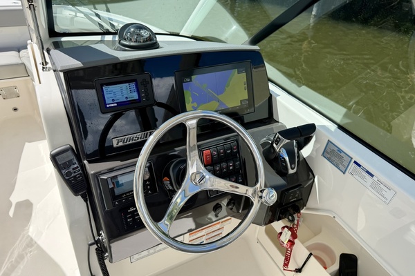26ft Pursuit Yacht For Sale