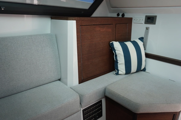 Axopar  Yacht For Sale