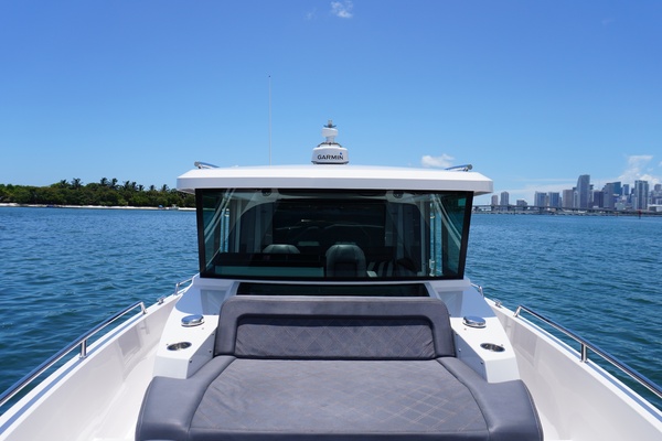 37ft Axopar Yacht For Sale