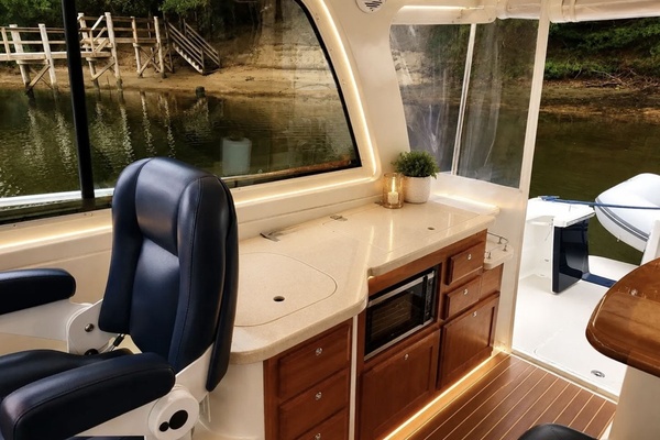 LENORA MARIE 33ft Back Cove Yacht For Sale