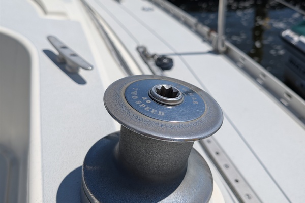 Rendl 34ft Moody Yacht For Sale