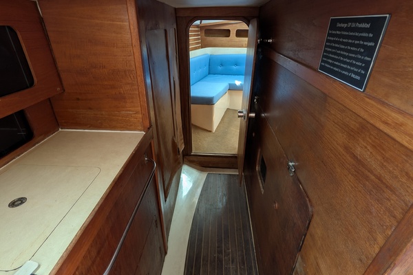 Rendl 34ft Moody Yacht For Sale