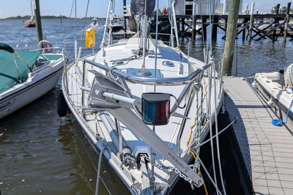 Rendl 34ft Moody Yacht For Sale