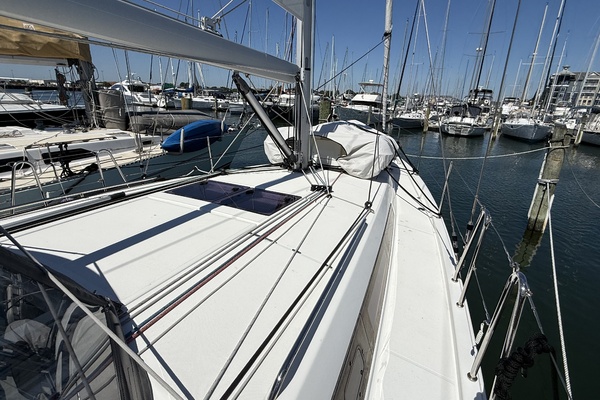 Our Odyssey 41ft Jeanneau Yacht For Sale