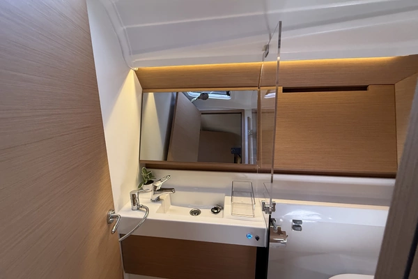 Jeanneau  Yacht For Sale