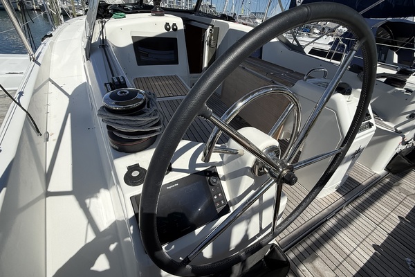 Our Odyssey 41ft Jeanneau Yacht For Sale
