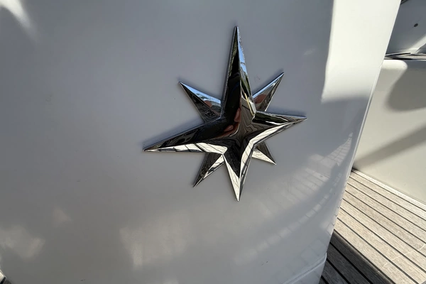 Jeanneau  Yacht For Sale