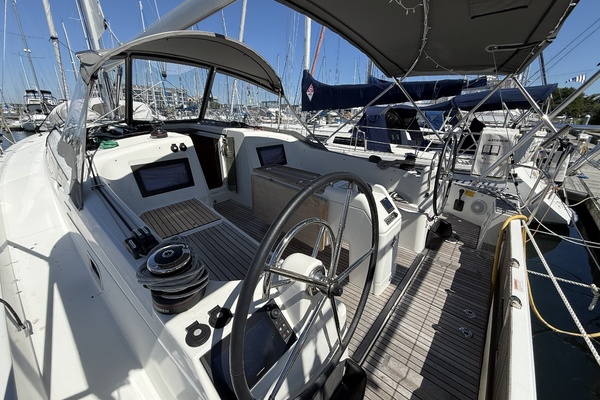 Our Odyssey 41ft Jeanneau Yacht For Sale