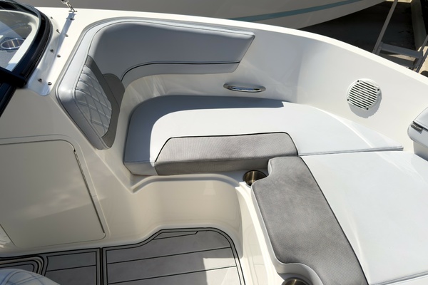 20ft Jeanneau Yacht For Sale