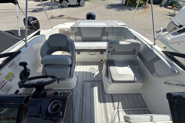 20ft Jeanneau Yacht For Sale