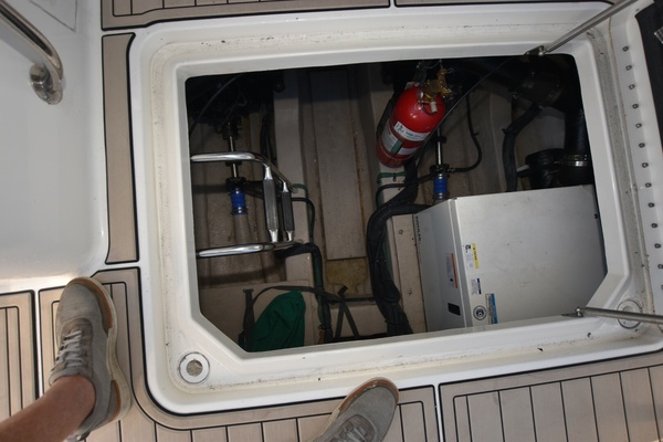 Sugar Shack 36ft Sea Ray Yacht For Sale