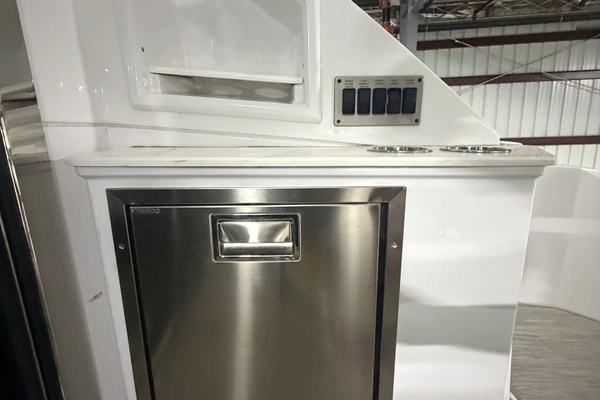 Cruisers 50 Cantius Yacht For Sale
