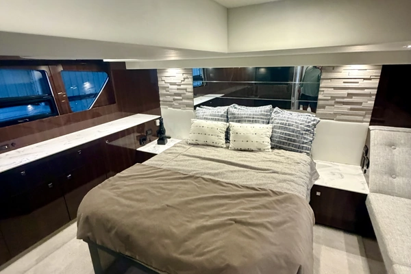 Cruisers 50 Cantius Yacht For Sale