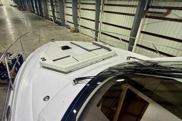Cruisers 50 Cantius Yacht For Sale