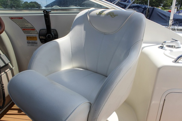 26ft Sea Ray Yacht For Sale