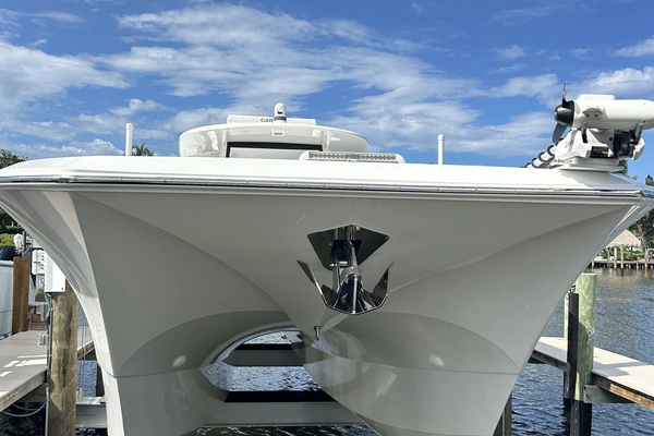 Front Runner 43 Yacht For Sale