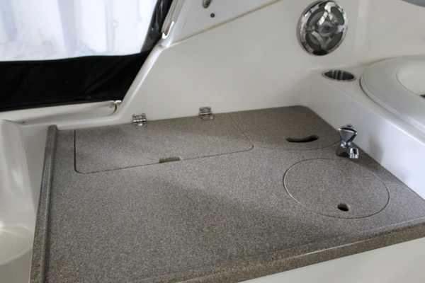 Sum Fun 28ft Rinker Yacht For Sale