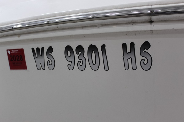 Sum Fun 28ft Rinker Yacht For Sale