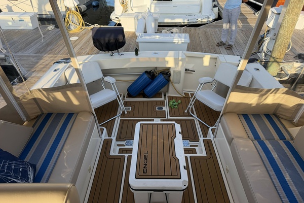 MAOUI 34ft Mainship Yacht For Sale