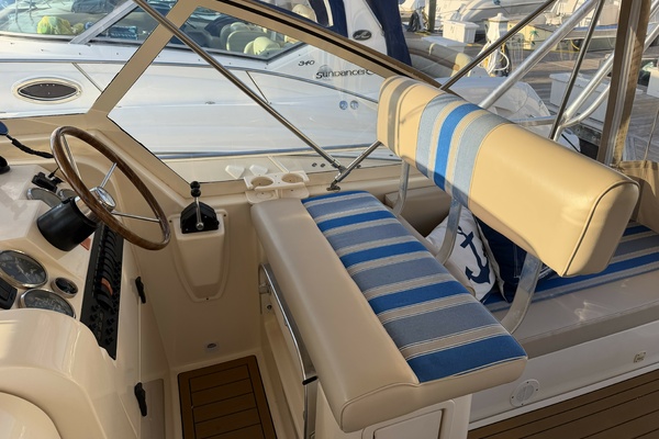MAOUI 34ft Mainship Yacht For Sale