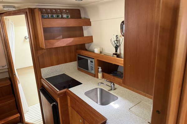 MAOUI 34ft Mainship Yacht For Sale