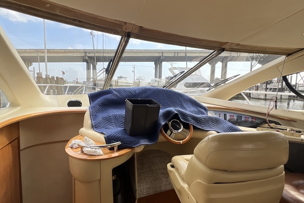 Bella Vita 55ft Azimut Yacht For Sale