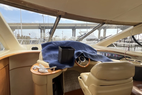 Azimut 55E Yacht For Sale