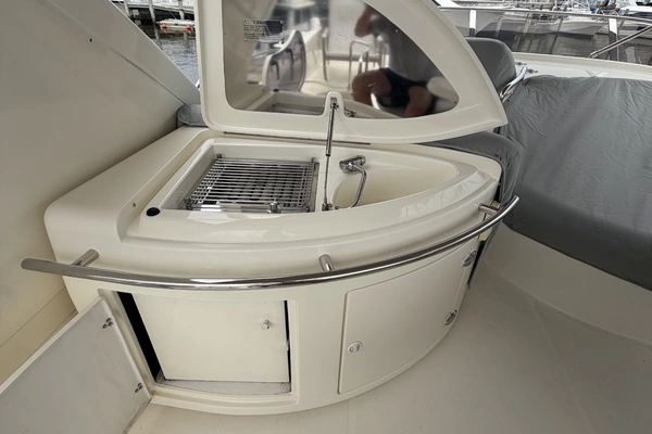 Azimut 55E Yacht For Sale