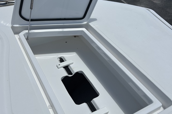 37ft Front Runner Yacht For Sale