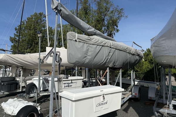 2013 J/70 stowed for winter