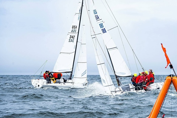 2013 J/70 cross tack