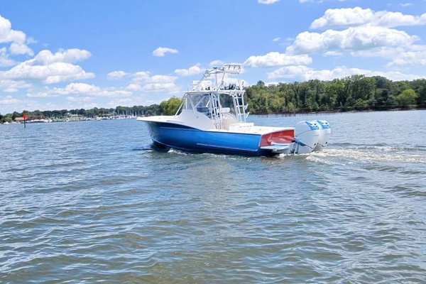 32ft Jarrett Bay Yacht For Sale