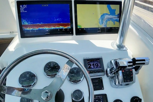 32ft Jarrett Bay Yacht For Sale