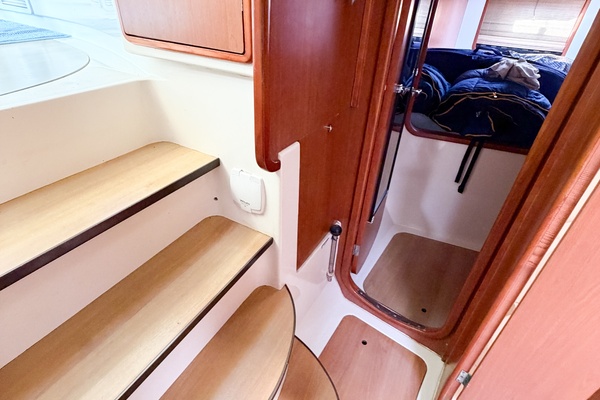 MYSTIQUE 40ft Leopard Yacht For Sale