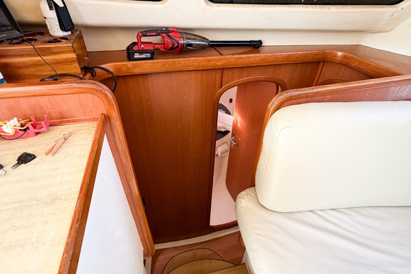 MYSTIQUE 40ft Leopard Yacht For Sale