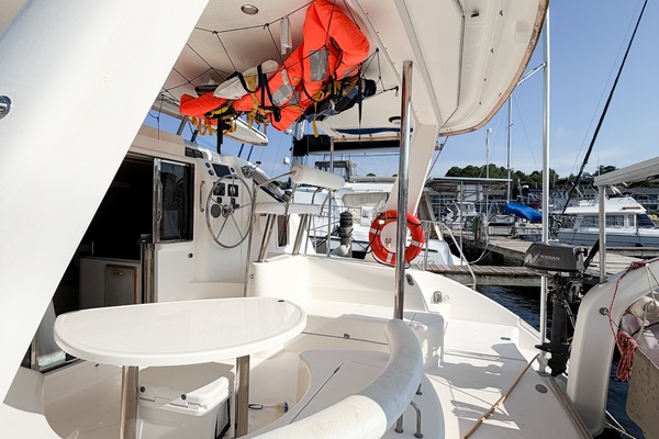 MYSTIQUE 40ft Leopard Yacht For Sale