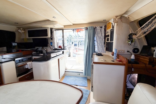 MYSTIQUE 40ft Leopard Yacht For Sale