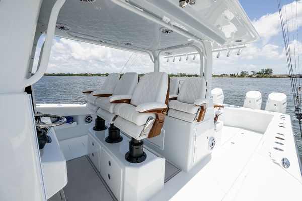 43ft Freeman Yacht For Sale