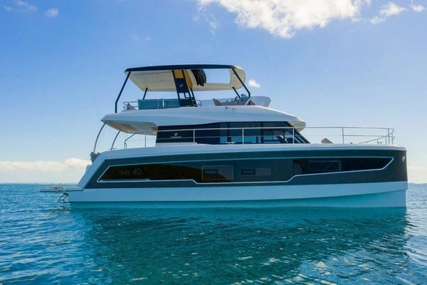 Fountaine Pajot  Yacht For Sale