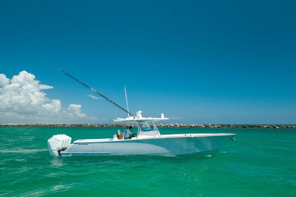 2025 Valhalla Boatworks V-41 Center Console