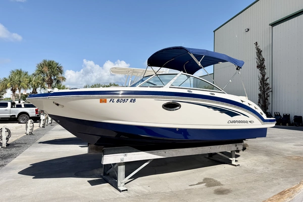 22-ft-Chaparral-2015-- Largo Florida United States  yacht for sale