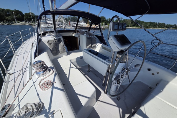 Snowdance 39ft Catalina Yacht For Sale