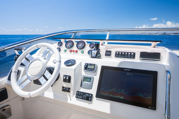 Azimut 60 Fly Yacht For Sale