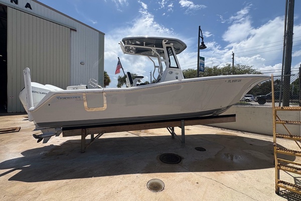 25ft Tidewater Yacht For Sale
